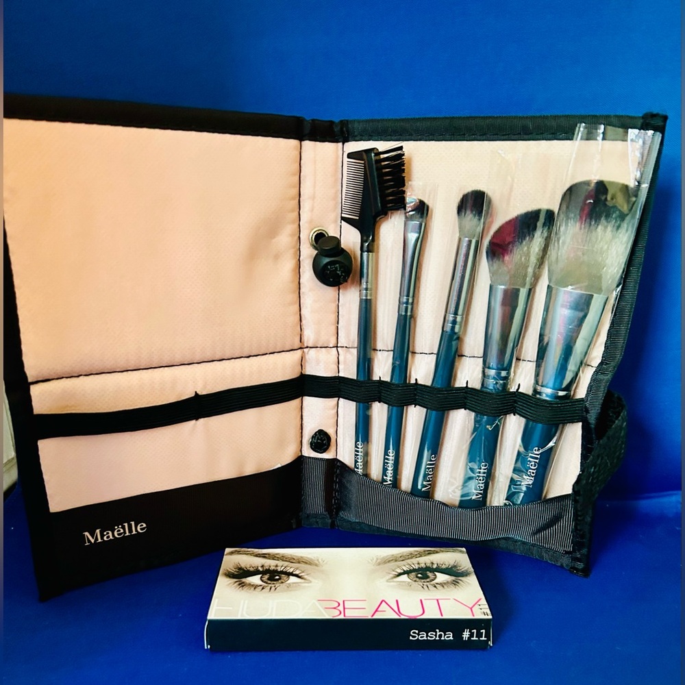 Maelle Beauty Like A Pro Essential
Brush Kit & lash bundle